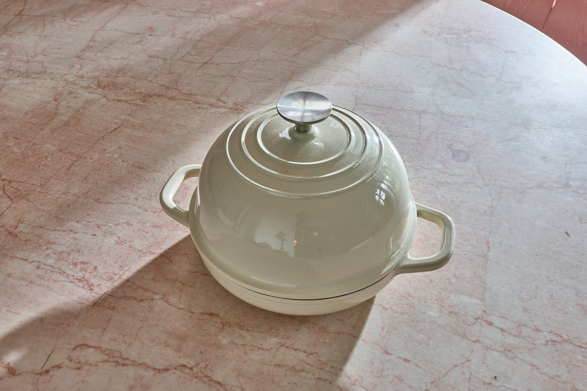 Cast Iron Bread Oven - Cream